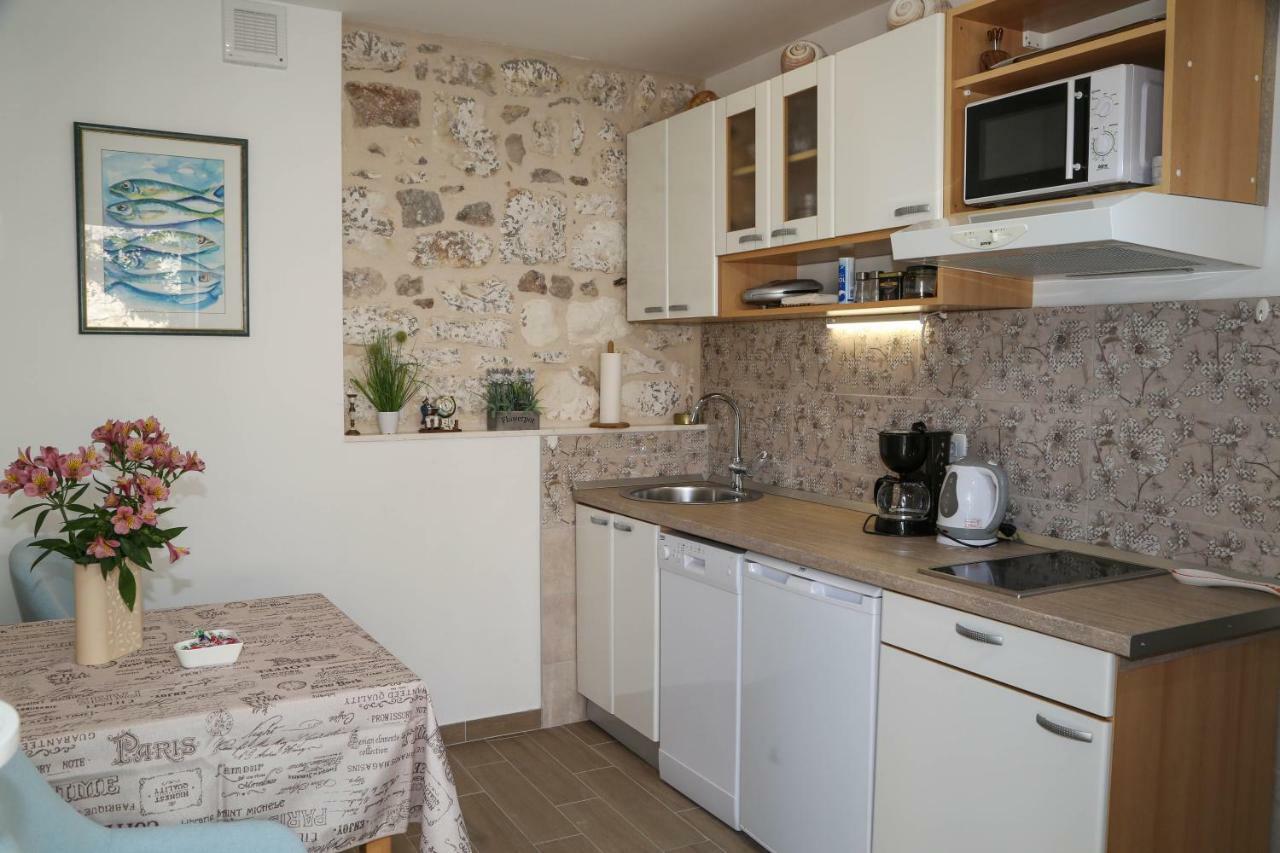 Apartments Seka Hvar Town Luaran gambar